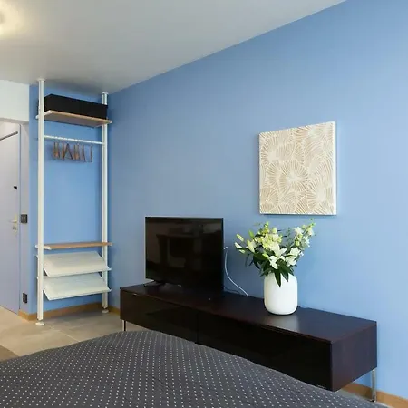 New Apartment, Palais Des Festivals, Croisette, Beaches شقة كان